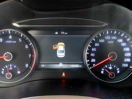 Kia K7 — photo 09