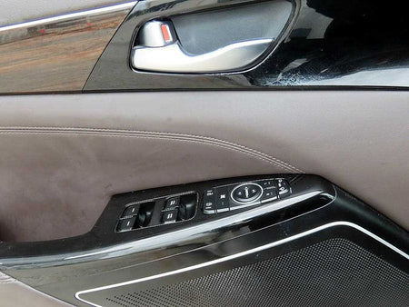 Kia K7 — photo 12