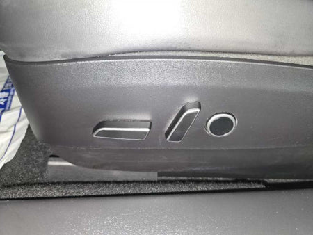Tesla Model 3 — photo 13