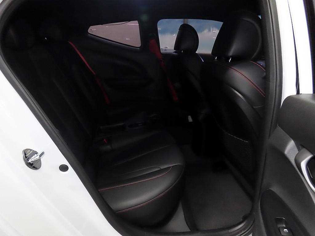Hyundai Veloster — photo 07