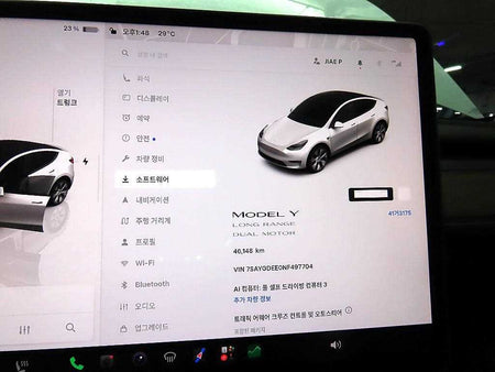 Tesla Model Y — photo 09