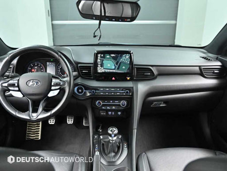 Hyundai Veloster — photo 08