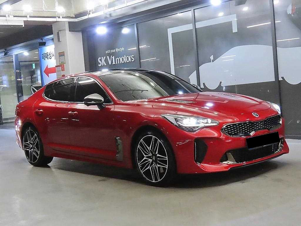 Kia Stinger — photo 01