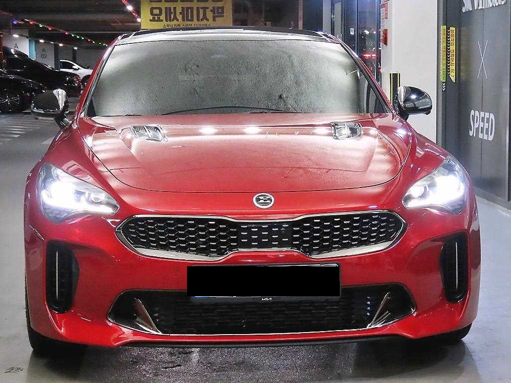 Kia Stinger — photo 02