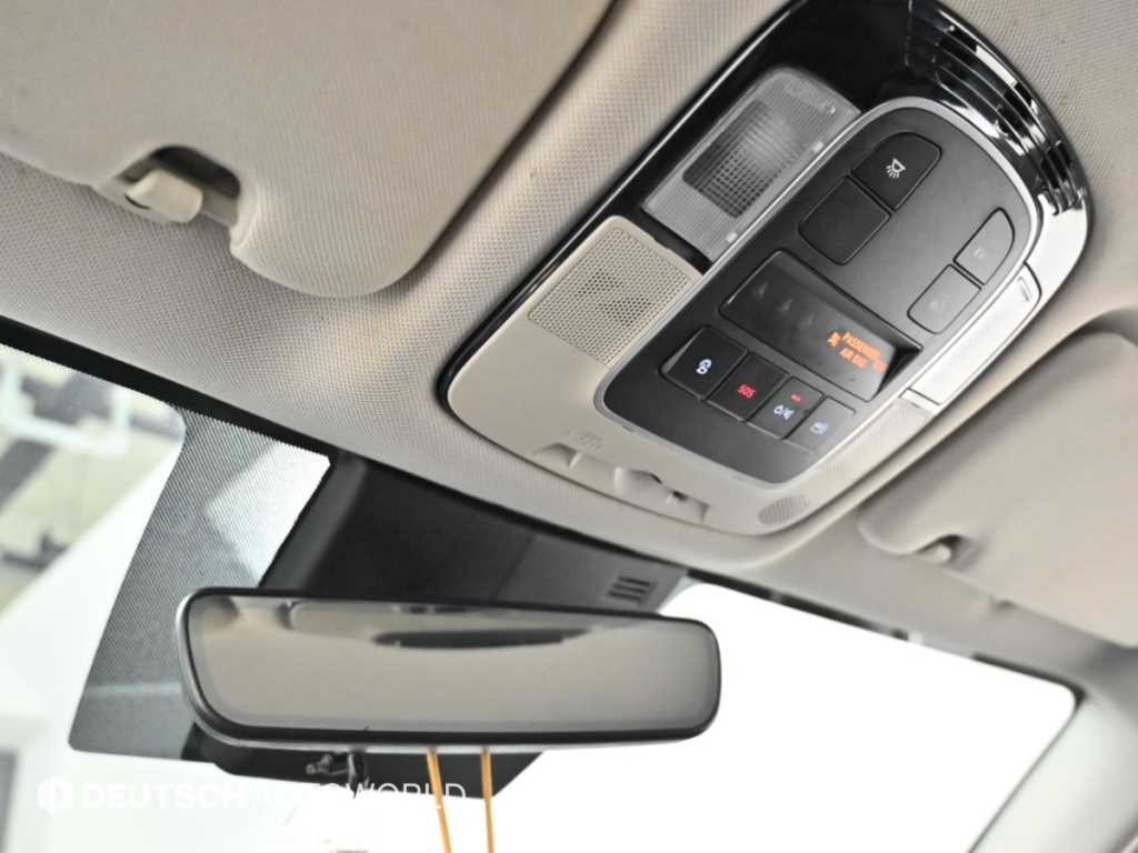 Hyundai Sonata — photo 18