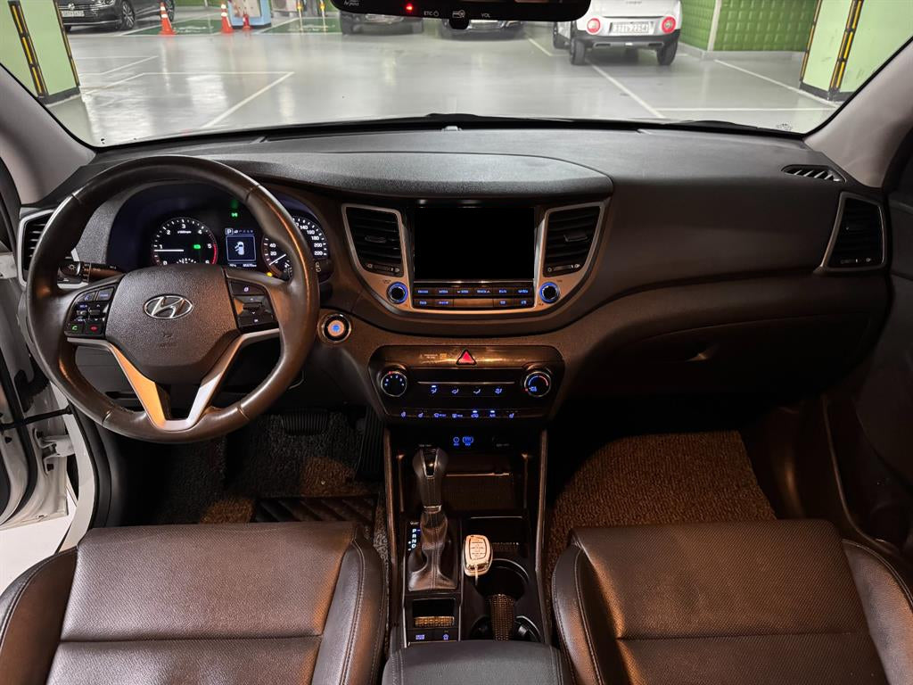 Hyundai Tucson — photo 08