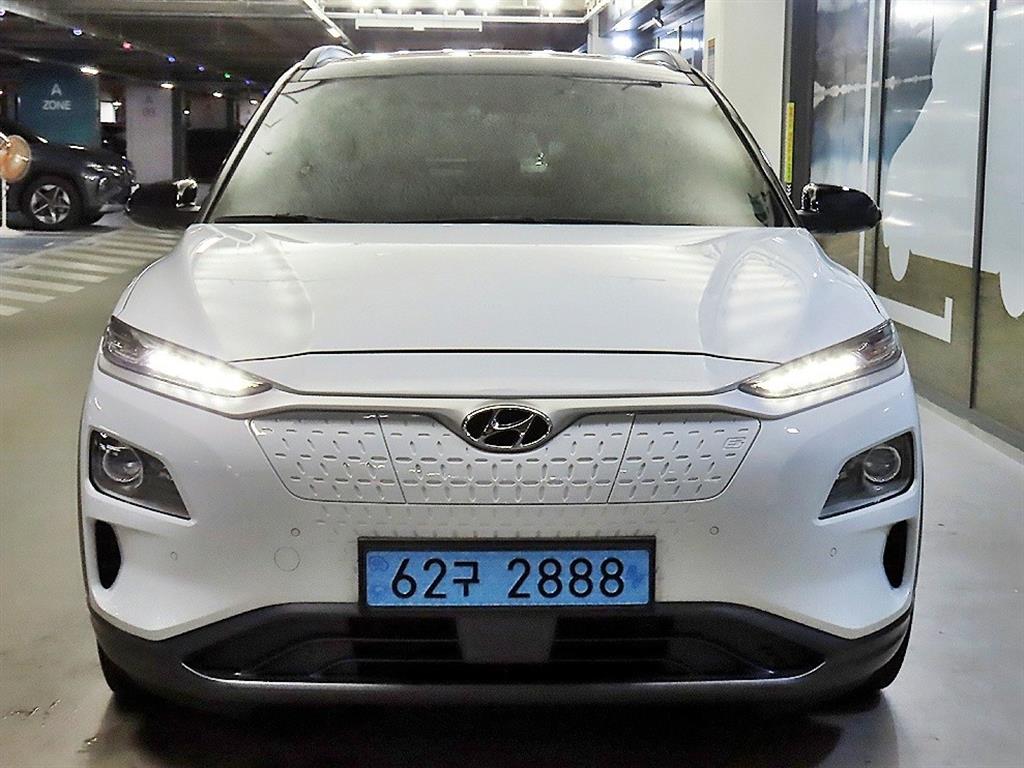Hyundai Kona — photo 02