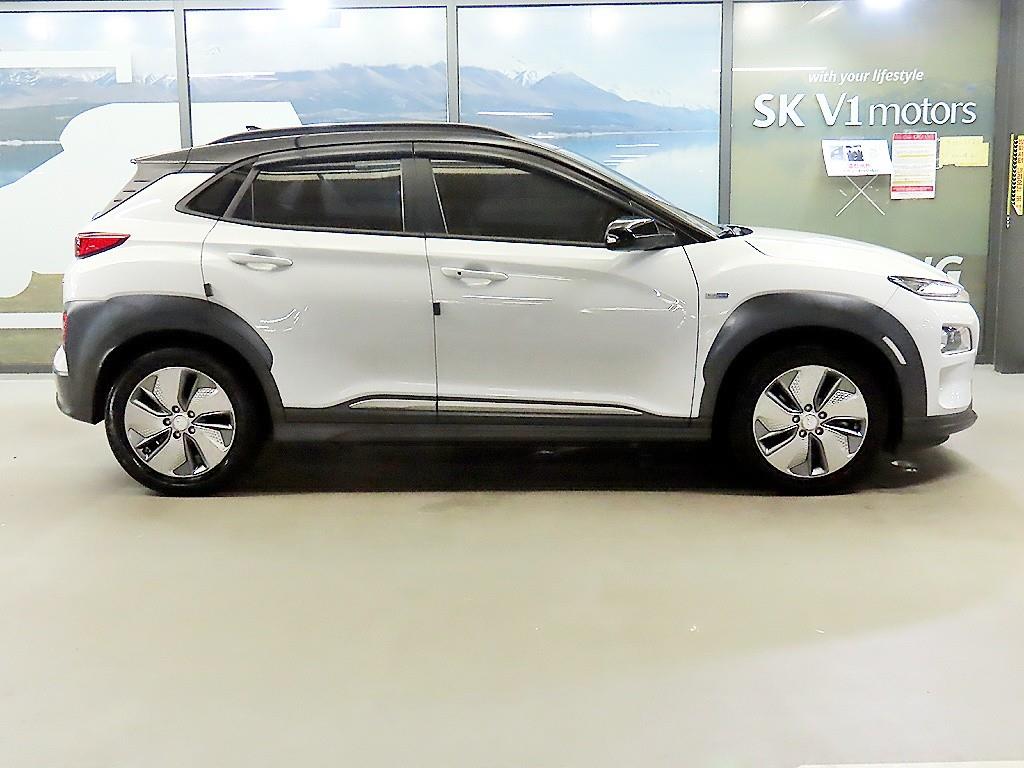 Hyundai Kona — photo 03