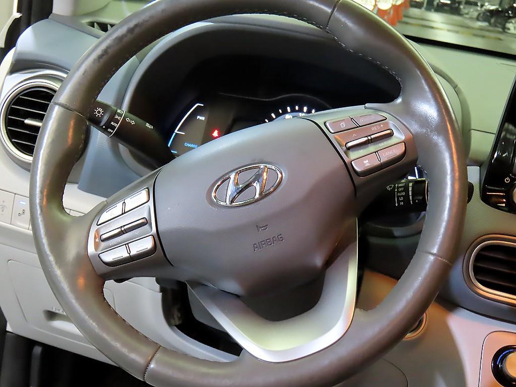 Hyundai Kona — photo 08