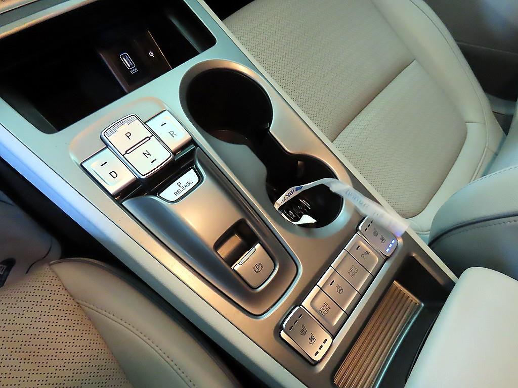 Hyundai Kona — photo 12