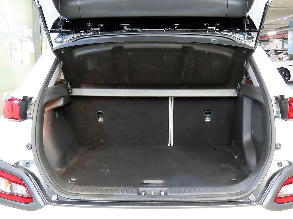 Hyundai Kona — photo 18