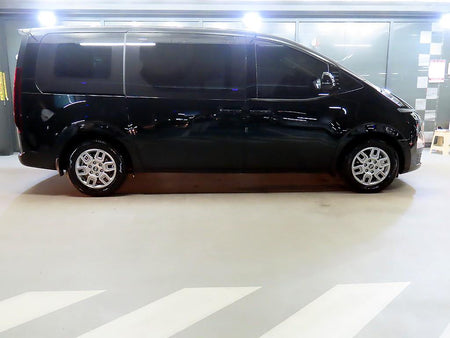 Hyundai Staria — photo 03