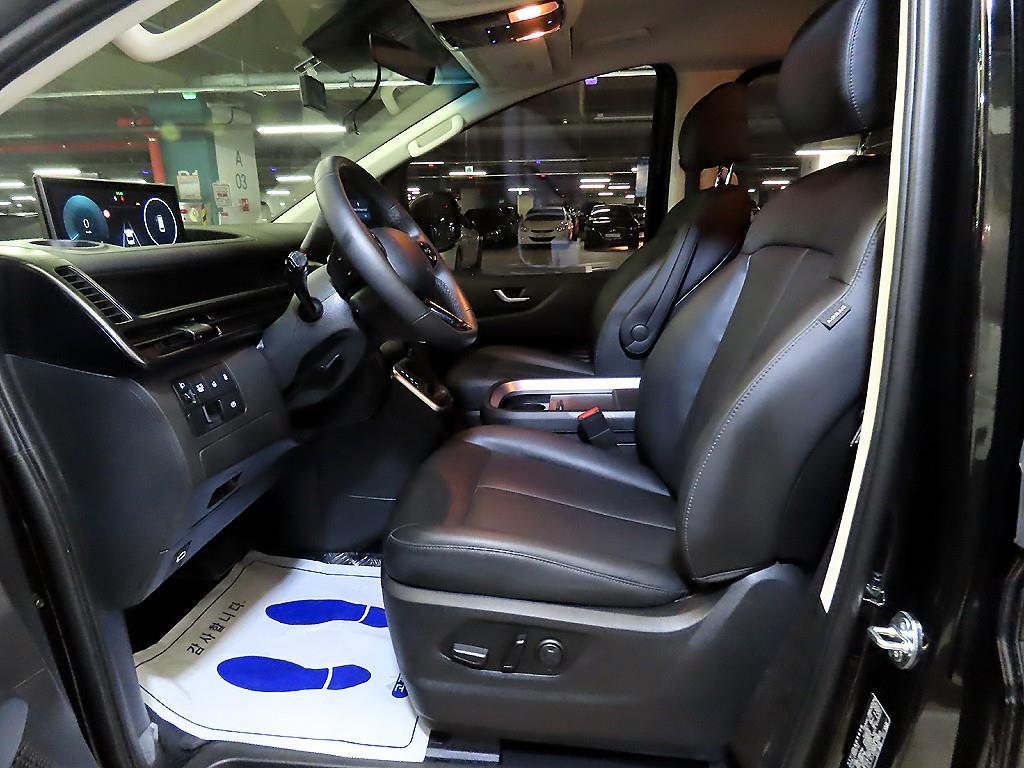 Hyundai Staria — photo 06