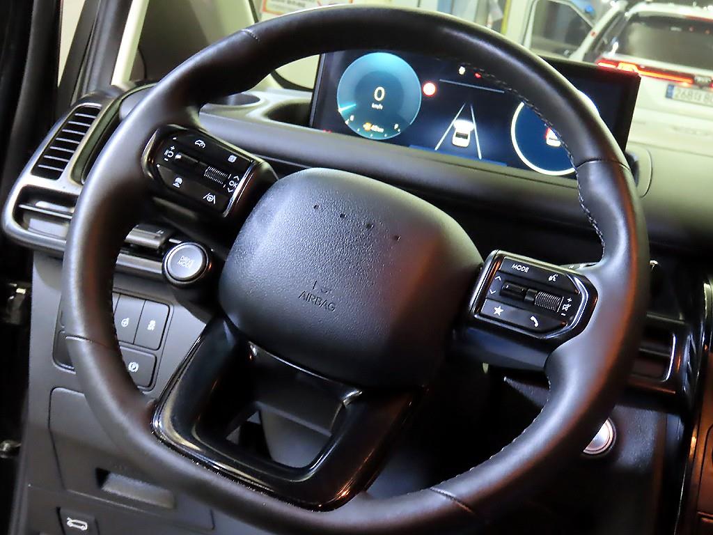 Hyundai Staria — photo 08