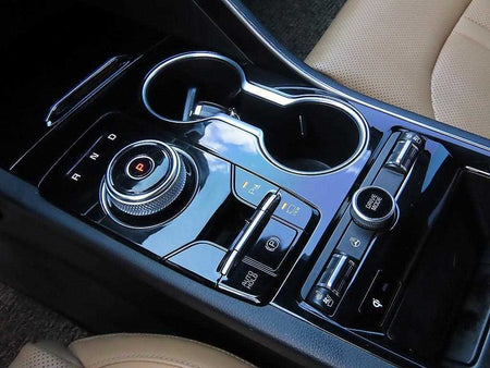Kia K5 — photo 11