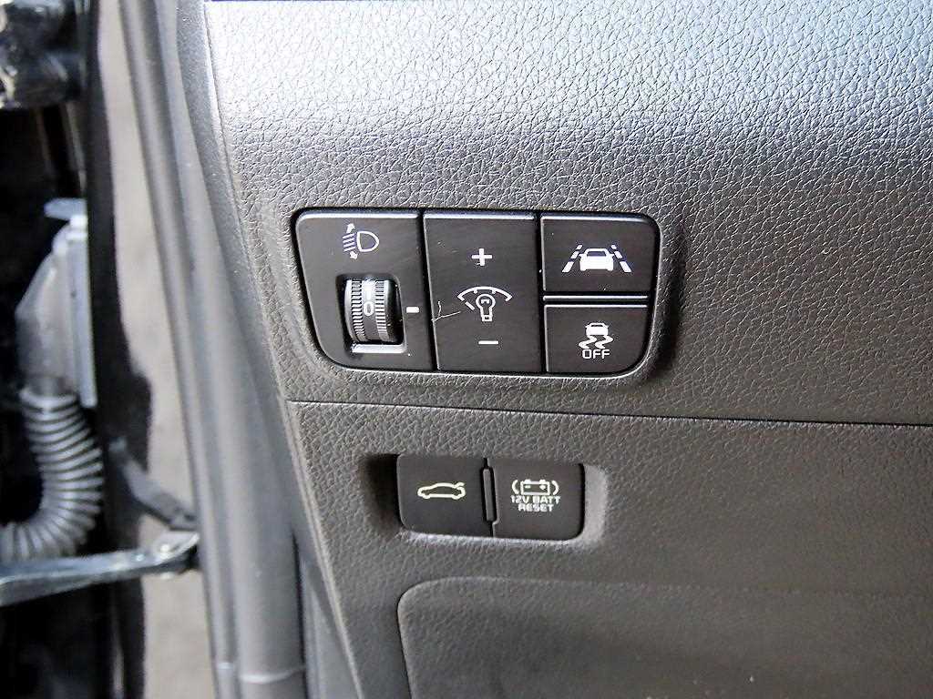 Kia K5 — photo 13