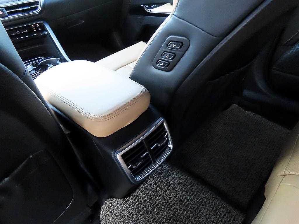 Kia K5 — photo 17