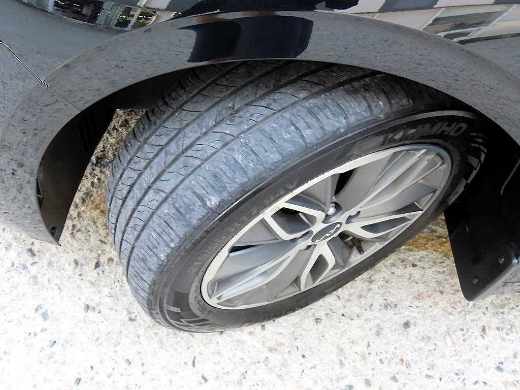 Kia K5 — photo 20