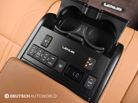Lexus ES — photo 16