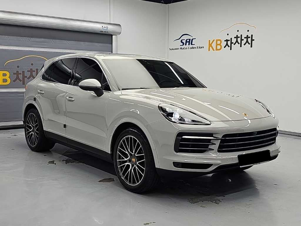 Porsche Cayenne — photo 04