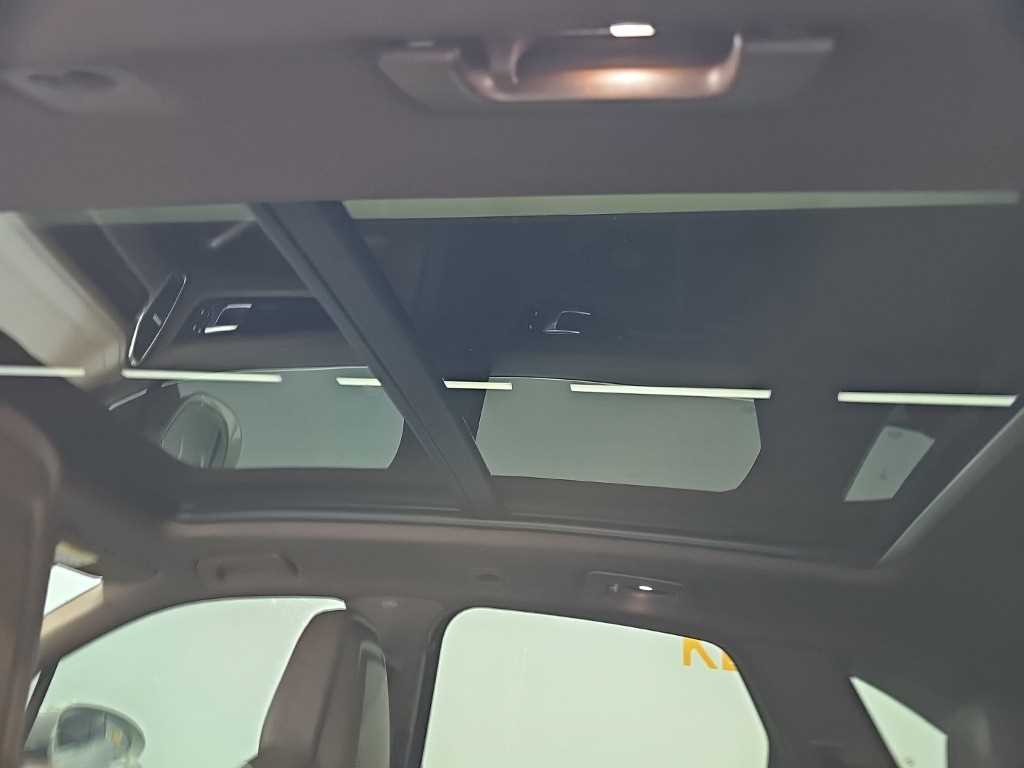 Porsche Cayenne — photo 14