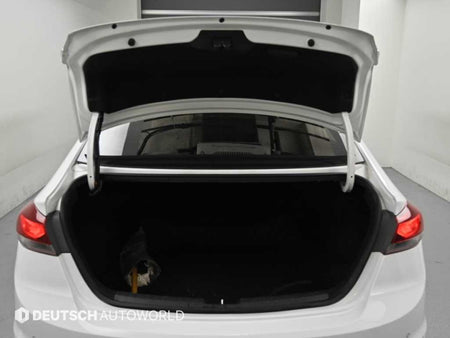 Hyundai Avante — photo 05