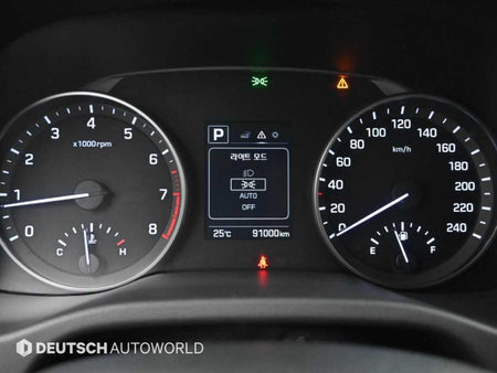 Hyundai Avante — photo 09