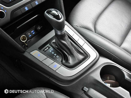 Hyundai Avante — photo 20