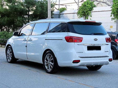 Kia Carnival — photo 03