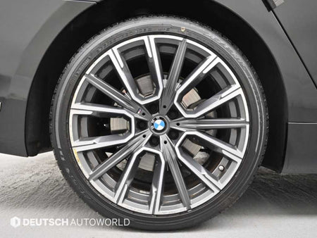 BMW 7-Series — photo 05