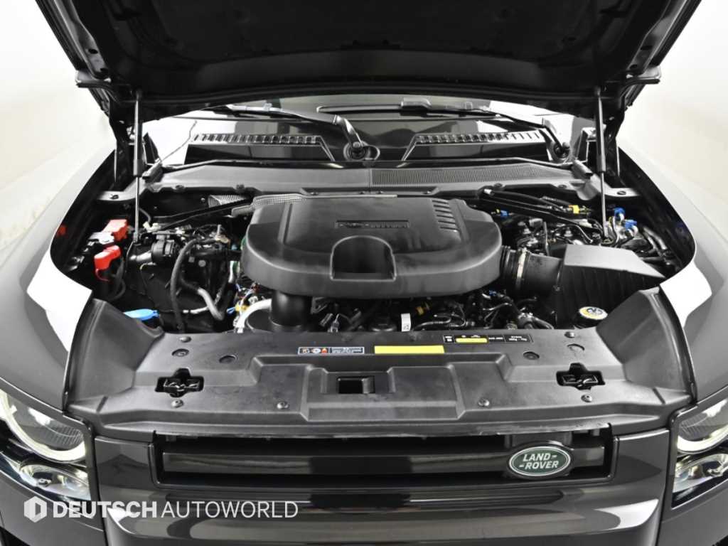 Land Rover Defender — photo 06