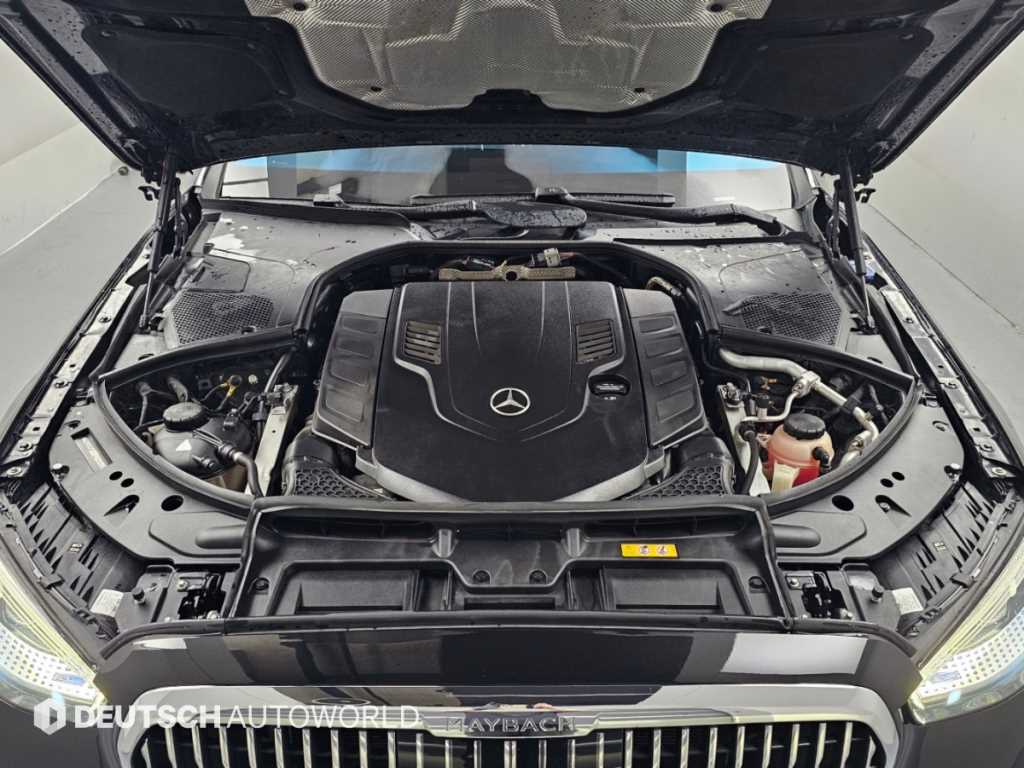 Mercedes-Benz S-Class — photo 06
