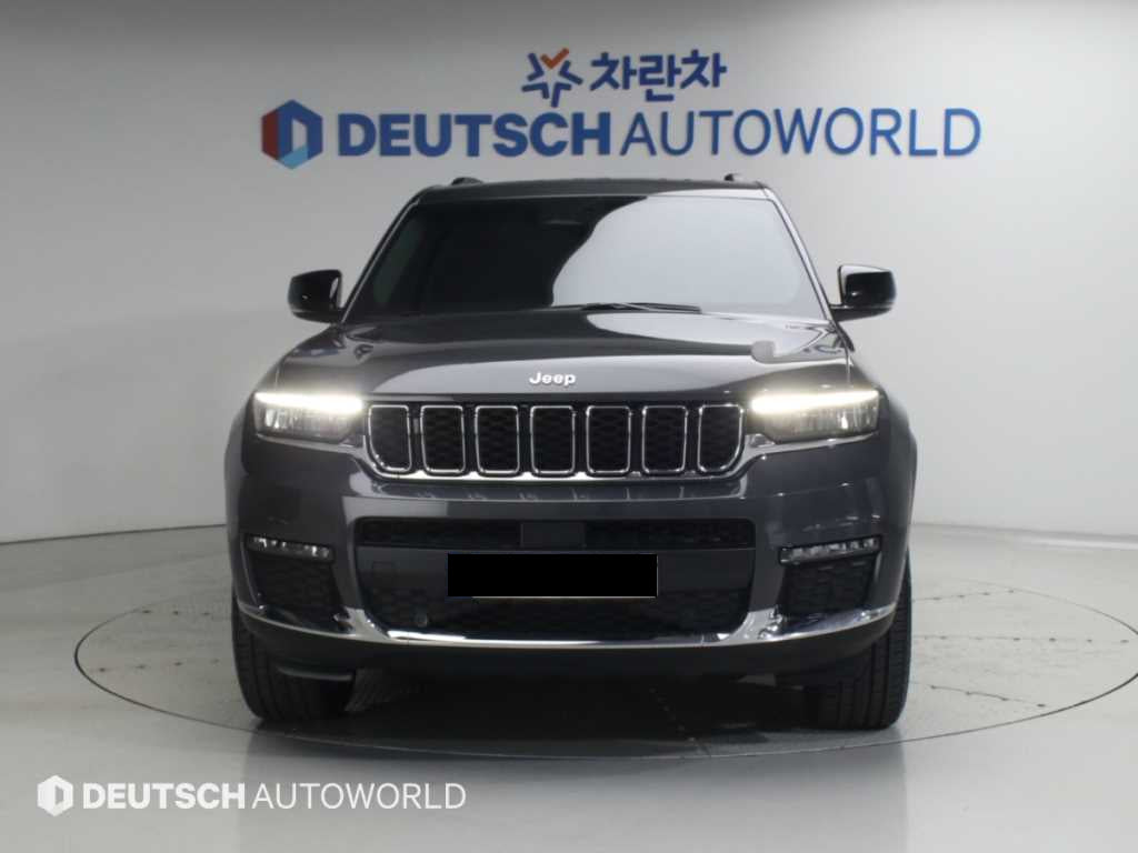 Jeep Cherokee — photo 03