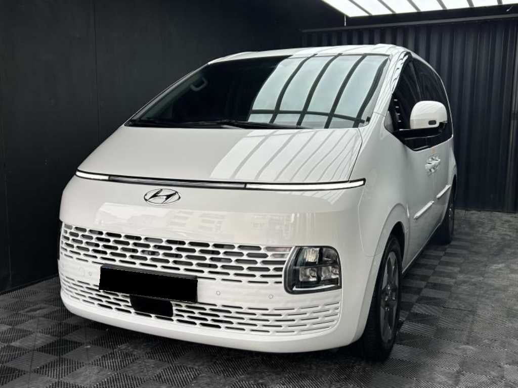 Hyundai Staria — photo 02