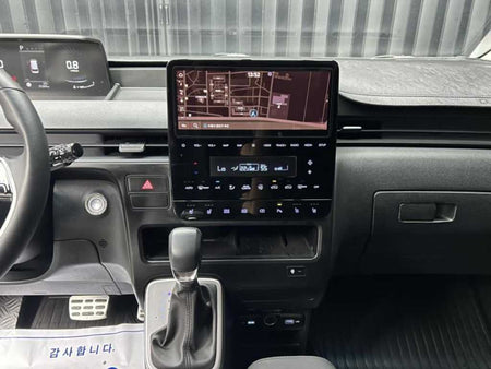 Hyundai Staria — photo 12