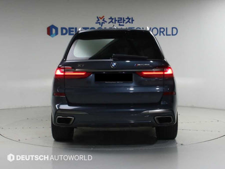 BMW X7 — photo 04