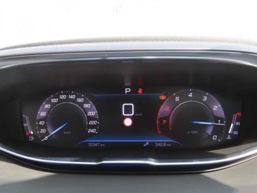 Peugeot 3008 — photo 08