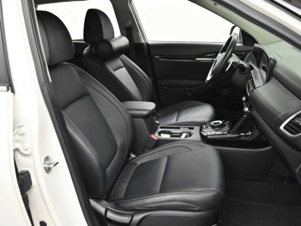 Kia Seltos — photo 10