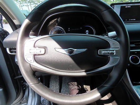 Genesis GV80 — photo 08