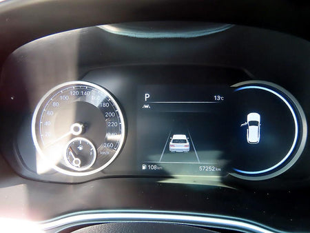 Genesis GV80 — photo 09