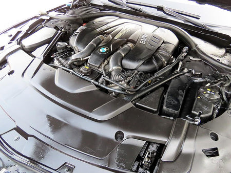 BMW 7-Series — photo 19