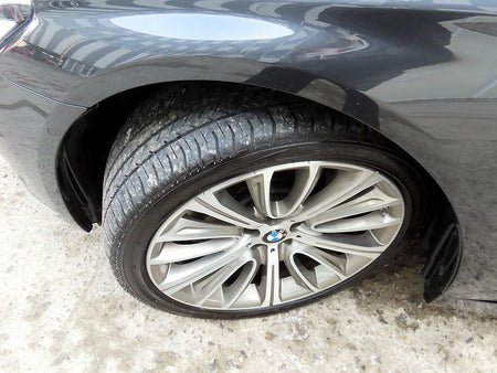 BMW 7-Series — photo 20