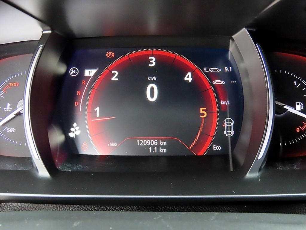 RENAULT SM6 — photo 09