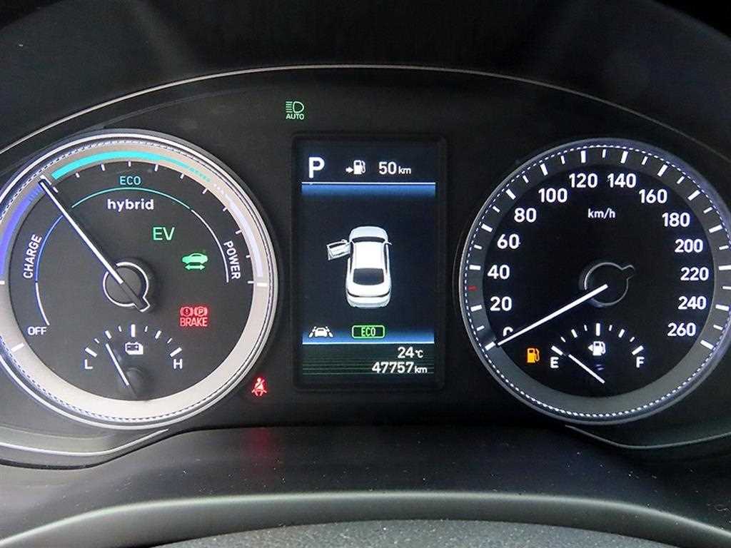 Hyundai Grandeur — photo 09