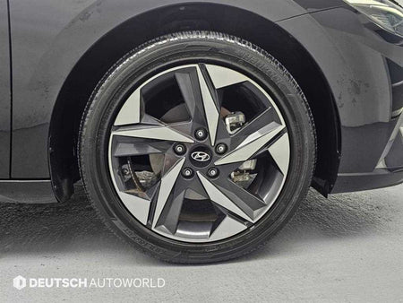 Hyundai Avante — photo 05