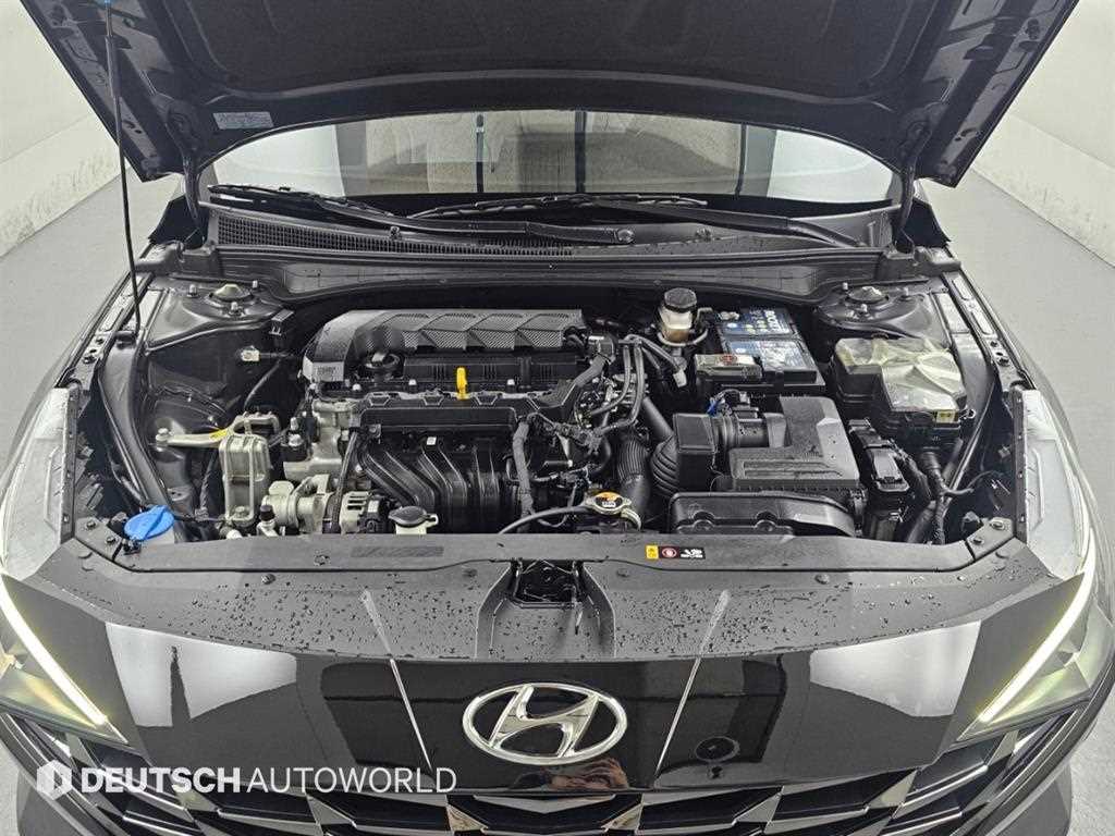 Hyundai Avante — photo 06