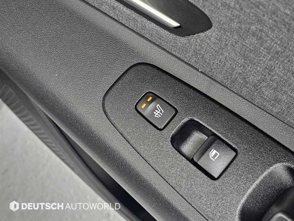 Hyundai Avante — photo 16