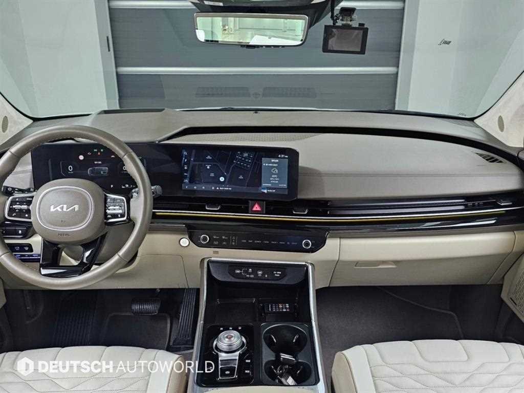 Kia Carnival — photo 07