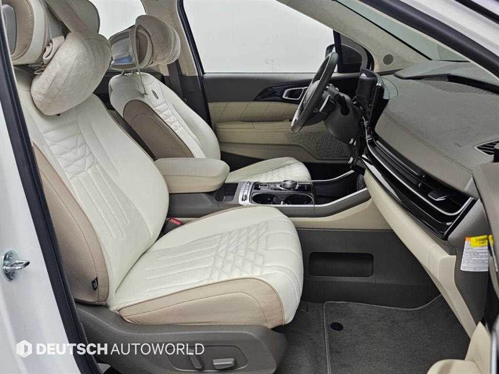 Kia Carnival — photo 09