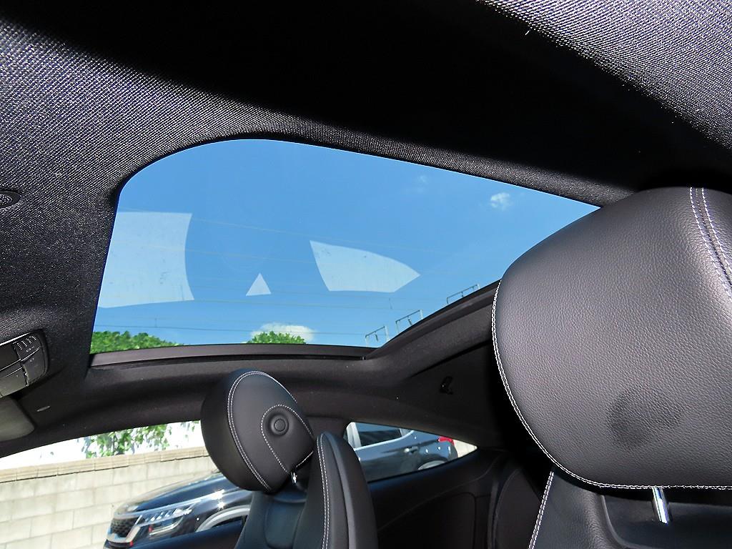 Mercedes-Benz C-Class — photo 17